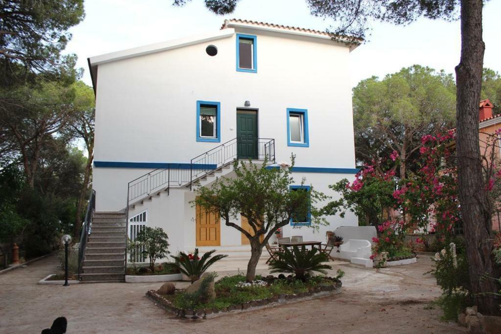 Villa B. Calaliberotto Cala Liberotto Εξωτερικό φωτογραφία